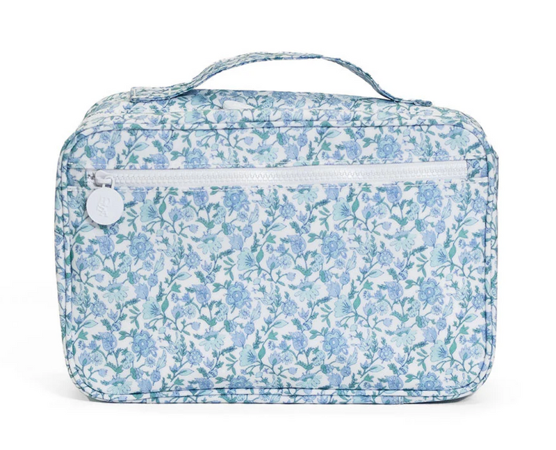Bundle Up2 Hanging Activity/Toiletry Bag
